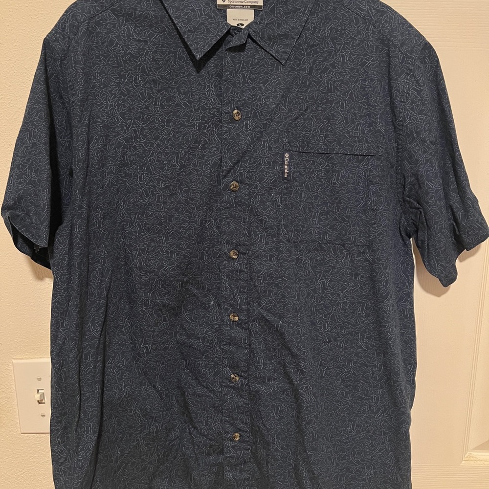 Columbia Blue Casual Button Down Shirt Relaxed Fit